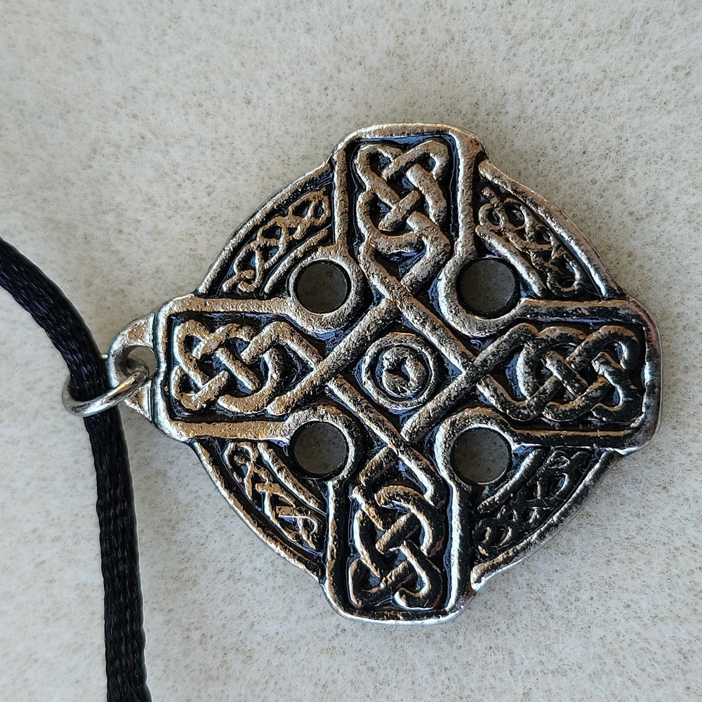 Celtic Knot Pendant